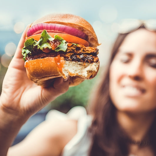 Morningstar Farms Veggie Burgers Spicy Black Bean 9.5 Ounce Size - 8 Per Case.