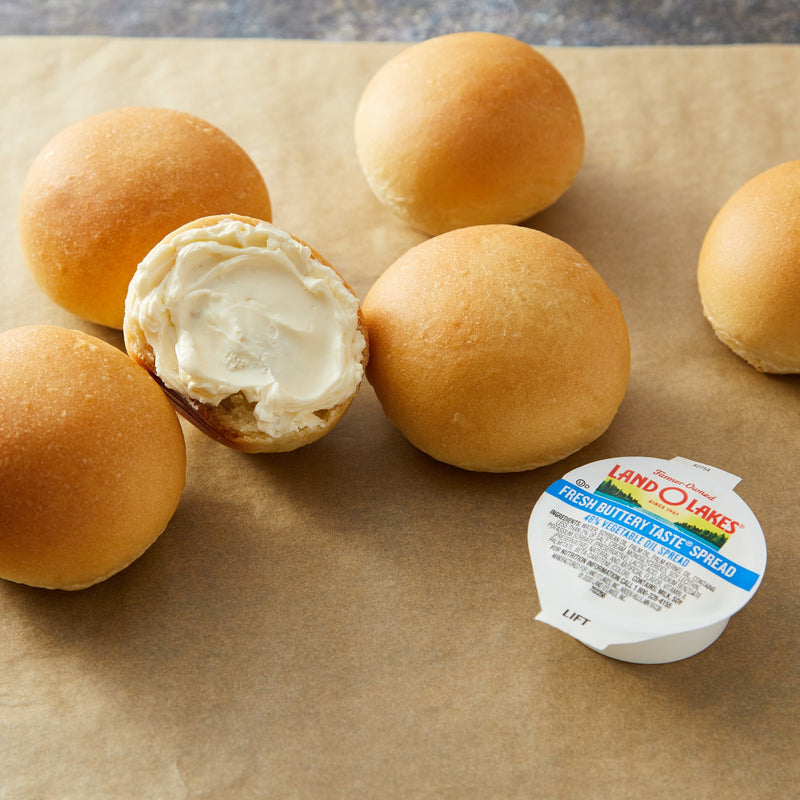 Land-O-Lakes® Fresh Buttery Taste® Spread 10 Grams Each - 304 Per Case.