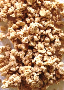 Rockin'ola Strawberry Granola Snack 56 Grams Each - 125 Per Case.