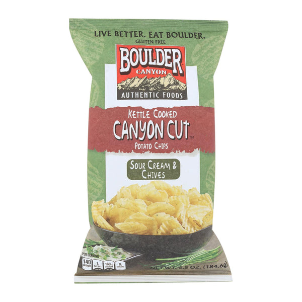 Boulder Canyon - Kettle Cooked Canyon Cut Potato Chips -Sour Cream & Chives - Case of 12 - 6.5 Ounce