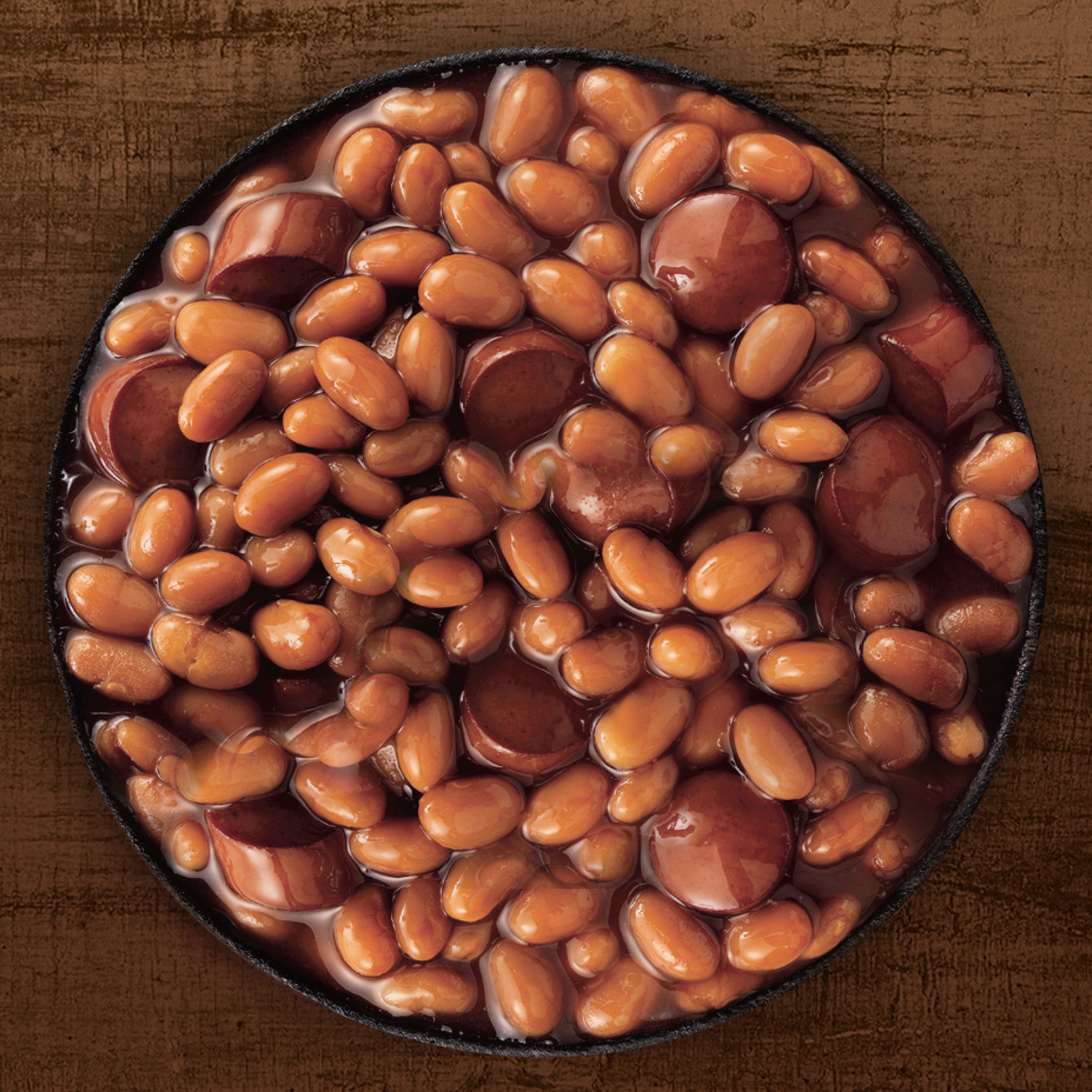 Van Camp's Chilee Flavor Beanee Weenee Chilibeans & Hot Dogs 7.75 Ounce Size - 24 Per Case.