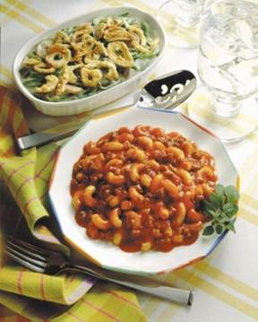 Entree Macaroni & Beef 76 Ounce Size - 4 Per Case.