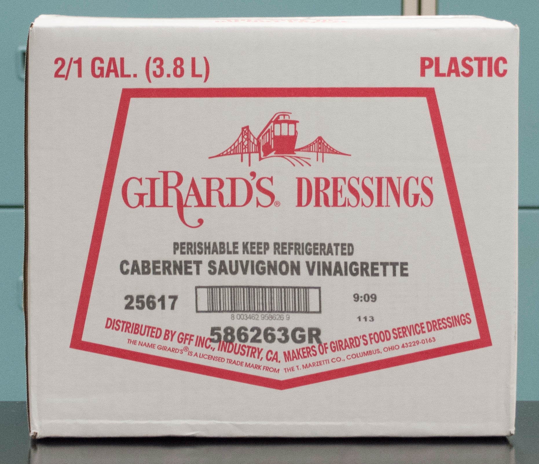 Girard's Cabernet Sauvignon Vinaigrette Dressing, 1 Gallon - 2 Per Case.