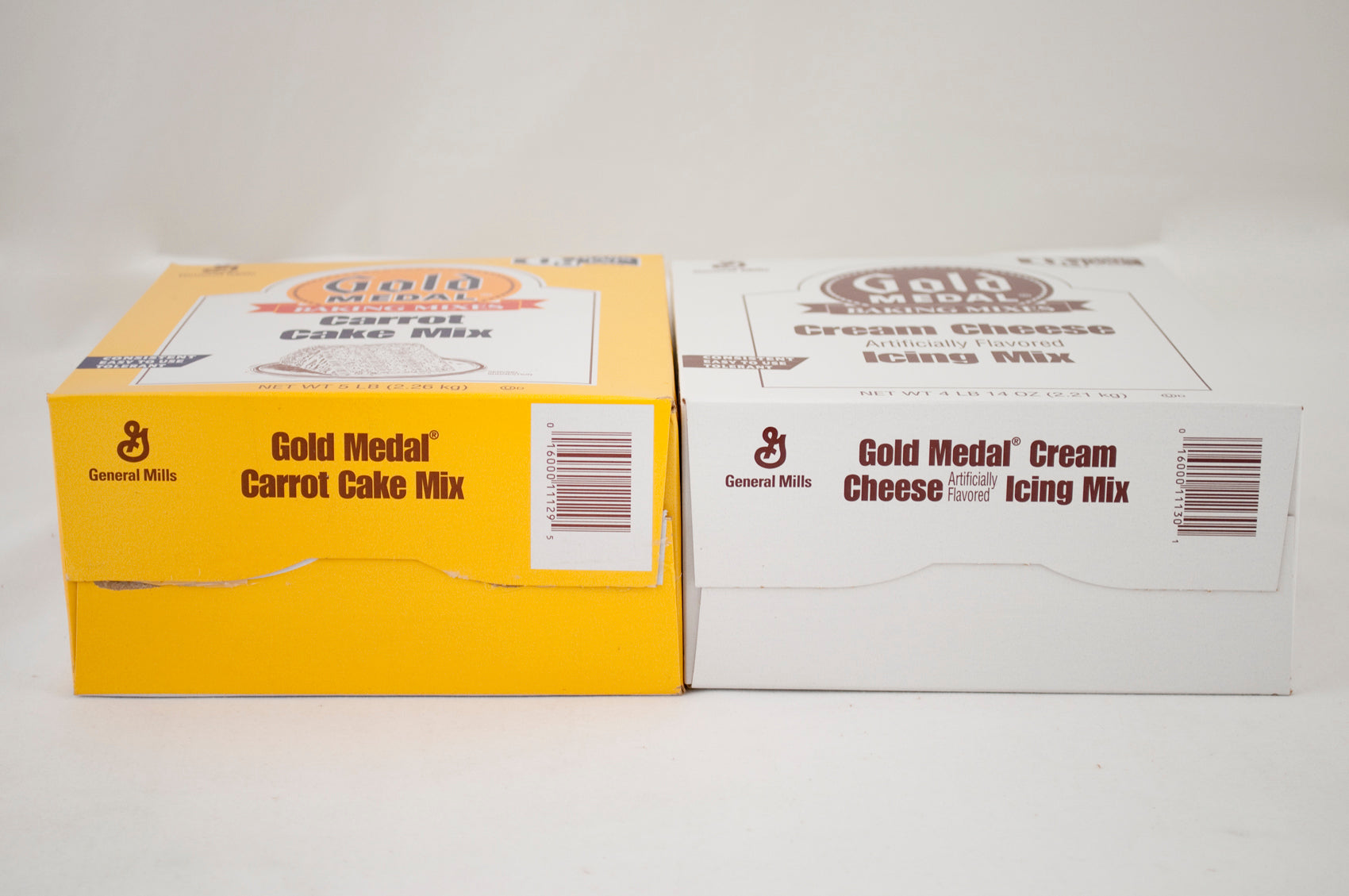 Gold Medal™ Cake Mix Carrot Cake & Icing Mix Cream Cheese 4.96 Pound Each - 6 Per Case.